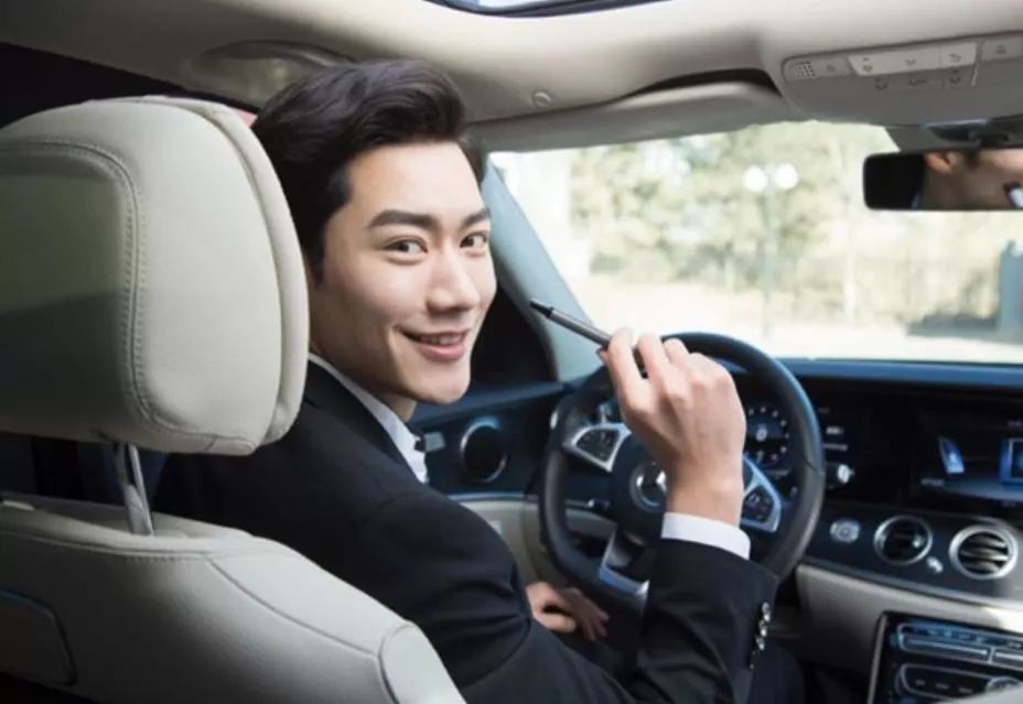 星空app官网|2019搜狐时尚盛典大咖齐聚 张欣尧诠释短视频时尚“新潮流”(图3) 星空app官方网页